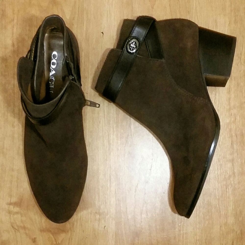 Size 8.5 Coach Patricia Suede Block Heel Bootie